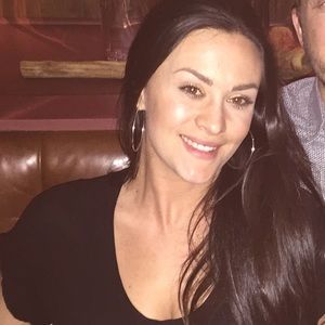 Meet your Posher, Dina